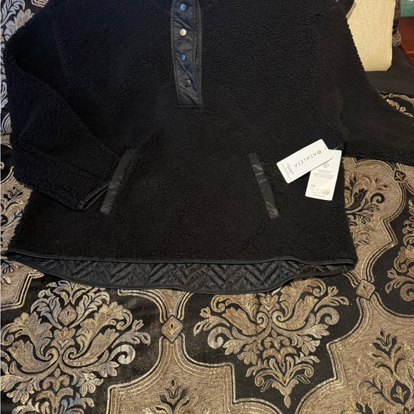 NWT!!! Black ATHLETA US 2X Cozy Sherpa Pullover! - Picture 2 of 9